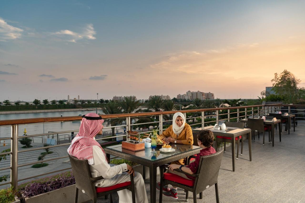 Bay La Sun Hotel And Marina - Emaar King Abdullah Economic City Экстерьер фото View of the River