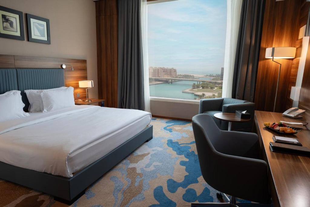 Bay La Sun Hotel And Marina - Emaar King Abdullah Economic City Экстерьер фото A room at the hotel